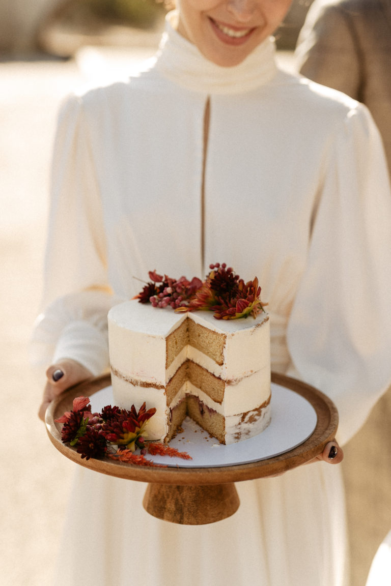 Multi layered cake paris elopement