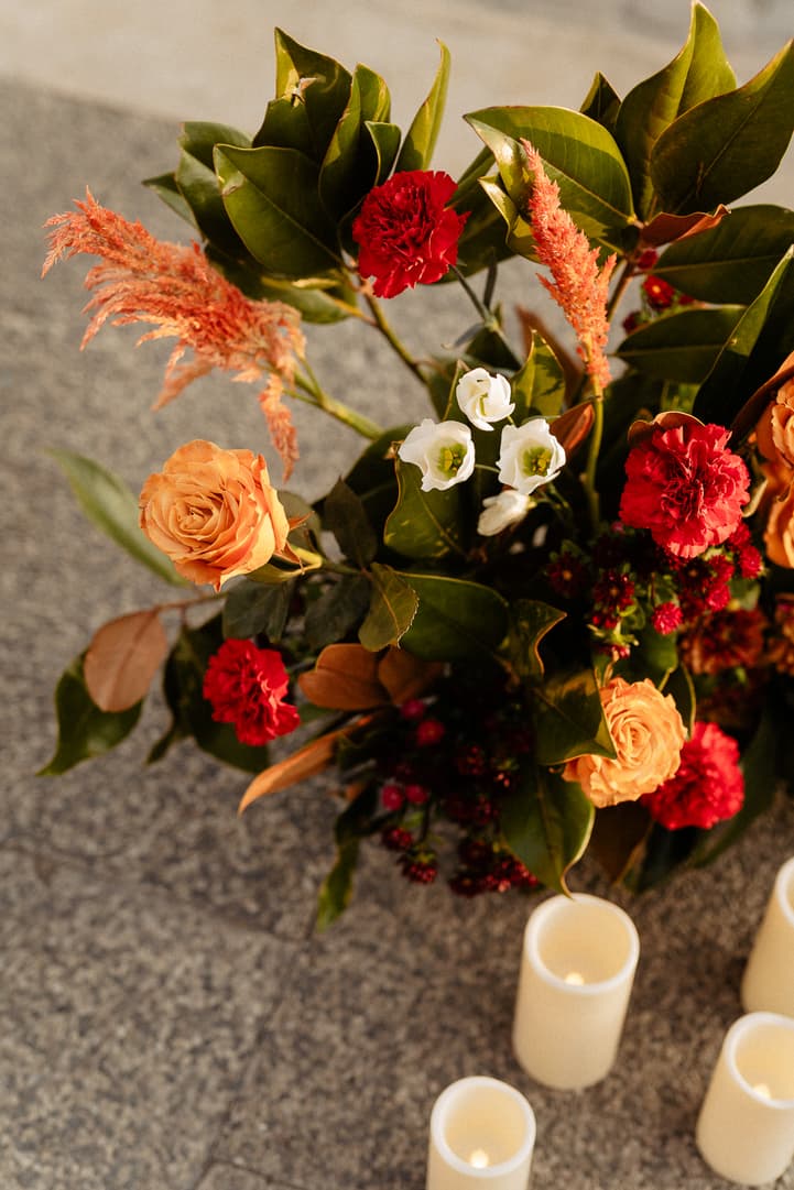 paris elopement wedding flower decoration seine river