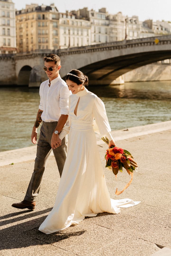 elopement wedding seine river ile saint louis