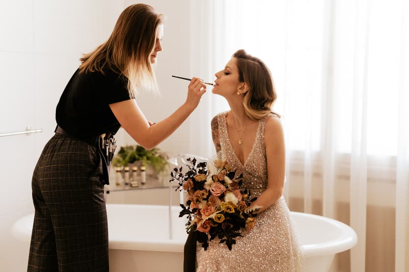 gorgeous bride preparation moment