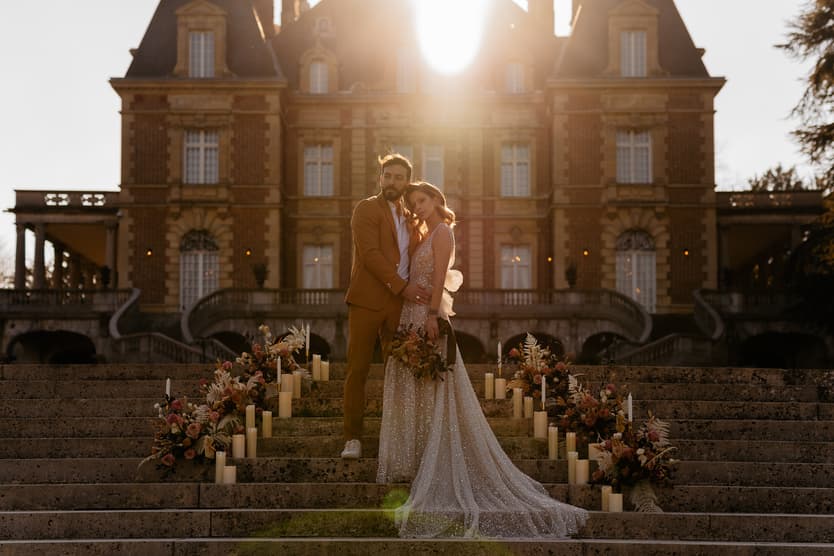 couple elopement castle wedding golden hour ideas