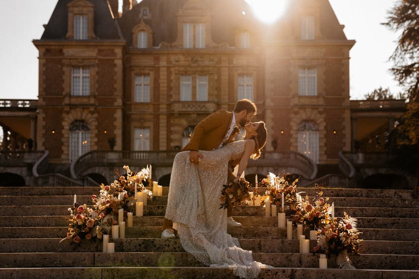couple elopement castle wedding golden hour ideas