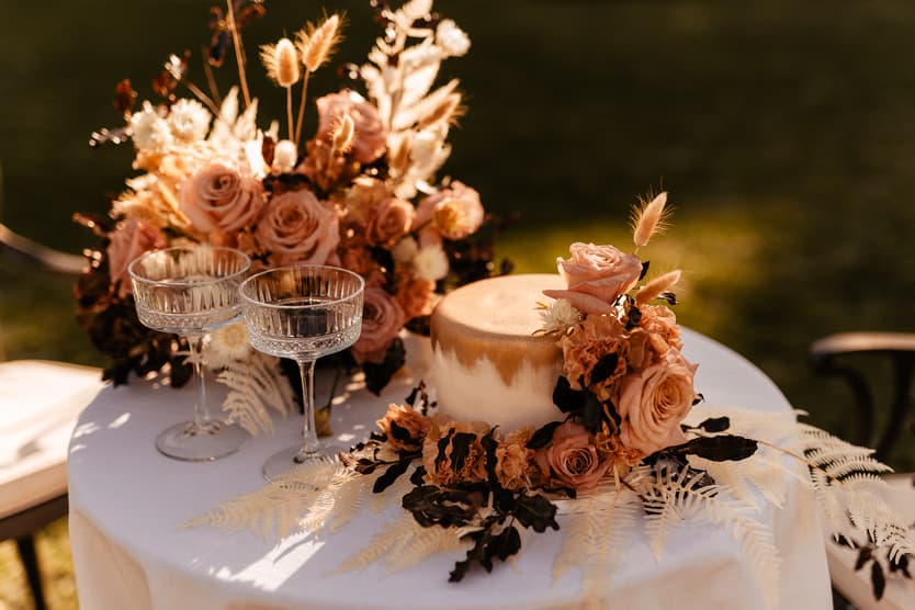 set table decoration elopement wedding