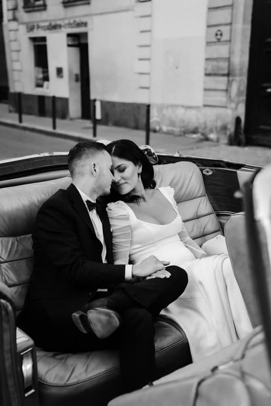 B&W Couple's Wedding Elopement Photoshoot in Paris with Vintage Car