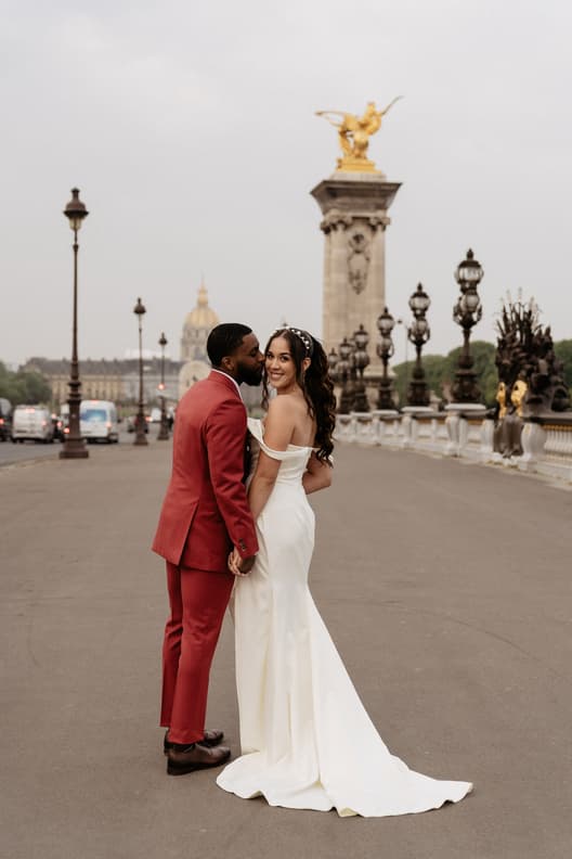 Couple Shoot Pont Alexandre Bridge Paris