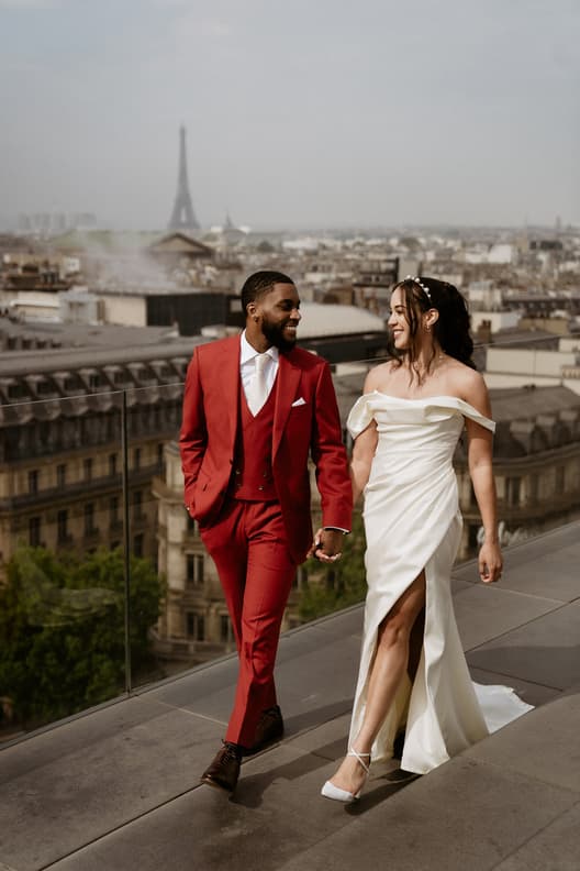 Couple Elopement Photoshoot on Rooftop with Eiffel Tower View