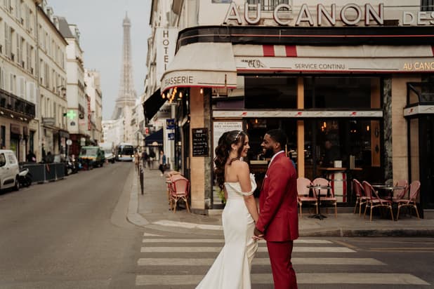 Romantic wedding photoshoot with Eiffel Tower View hidden location