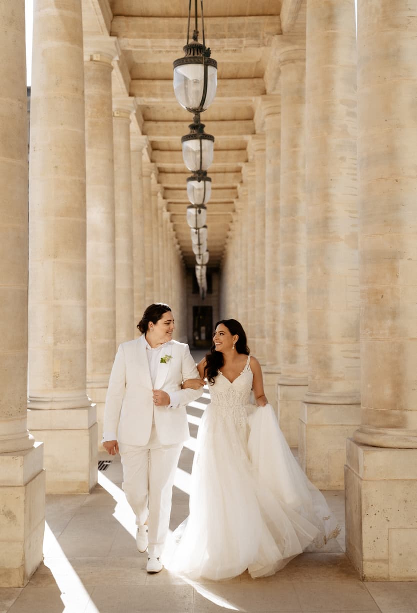 Same sex couple photo inspiration elopement Paris