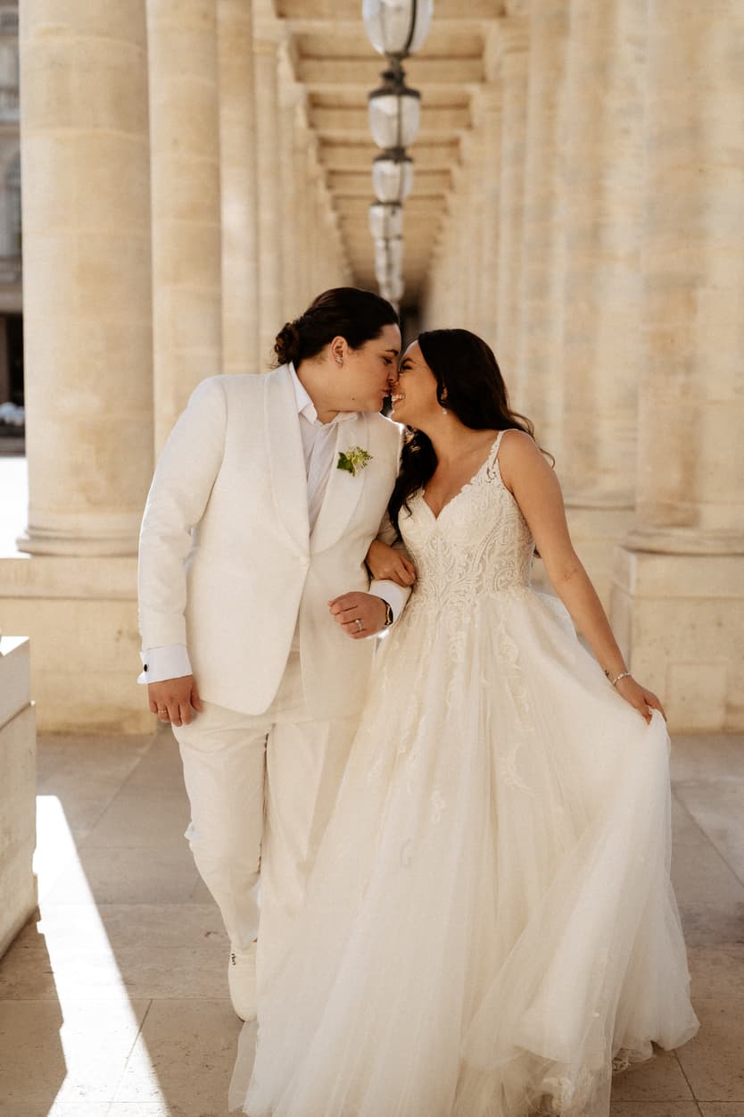 Same sex couple photo inspiration elopement Paris