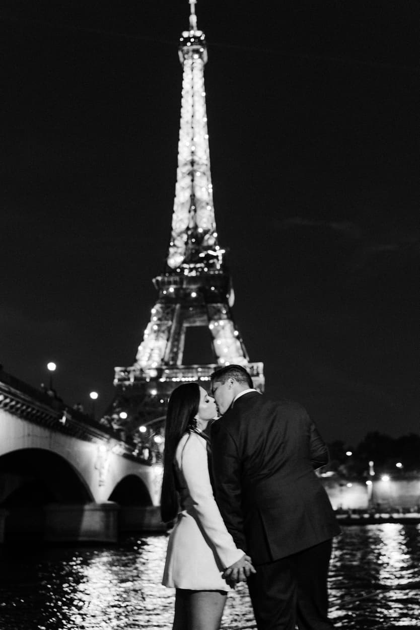 Paris Elopement Packages Elopement Photographer Videographer couple Eiffel Tower night