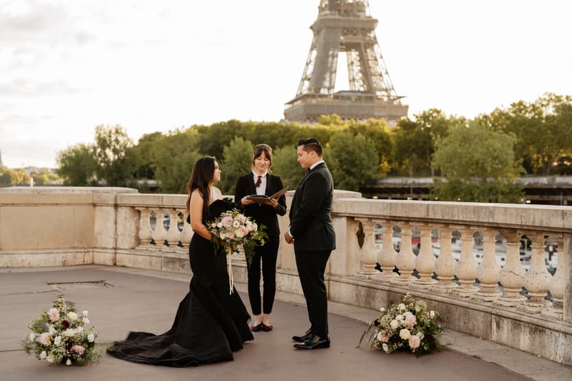 Paris Elopement Packages Elopement Photographer Videographer Bir Hakeim ceremony 