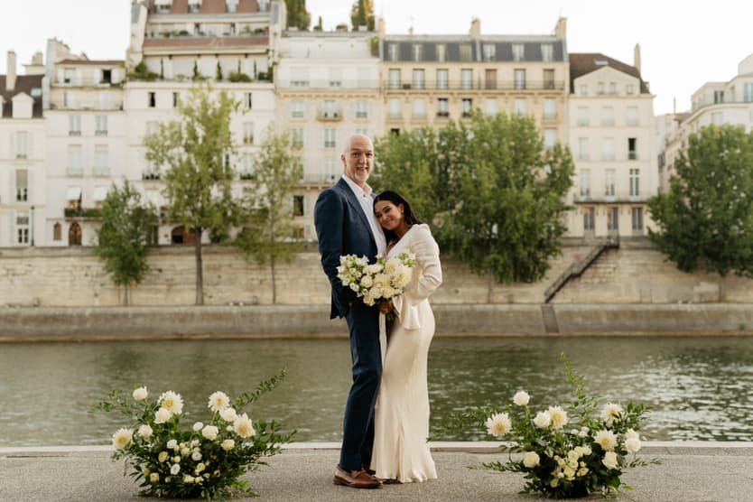 Best Elepement Ceremony Locations in Paris Ile Saint Louis
