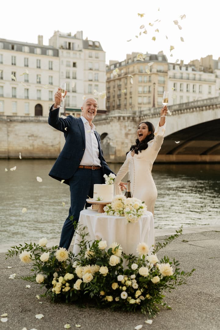 Best Elepement Ceremony Locations in Paris Ile Saint Louis