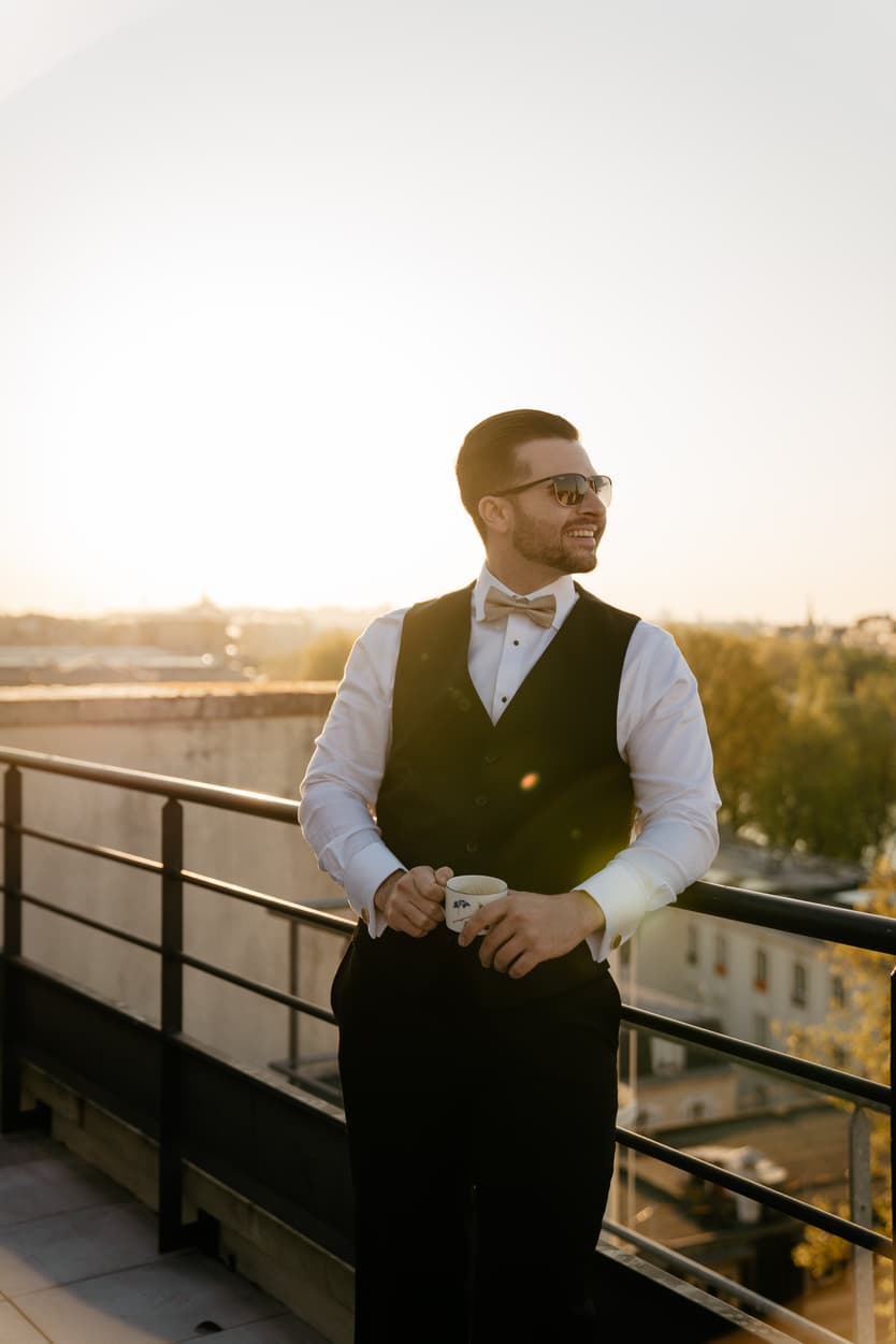 Destination purple wedding elopement at Shangri-La Hotel Paris groom's preparation