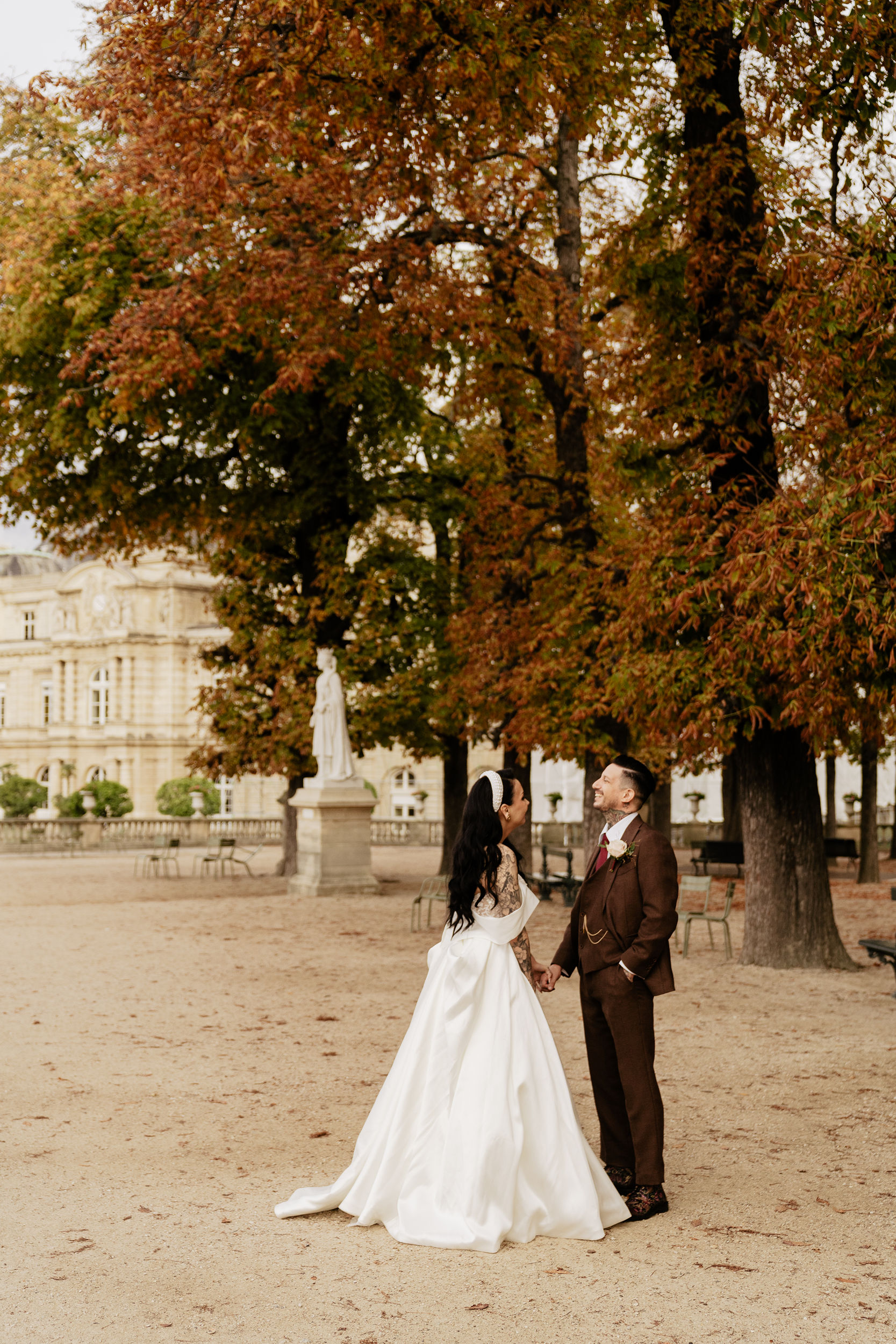 Best Elepement Ceremony Locations in Paris at the Jardin du Luxembourg