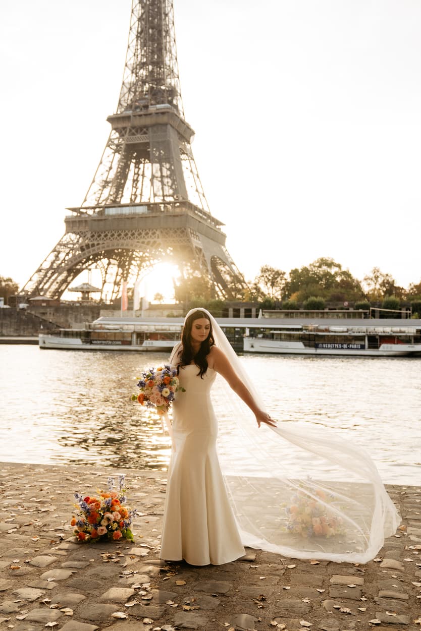 Best Elepement Ceremony Locations Seine River - eiffel tower view