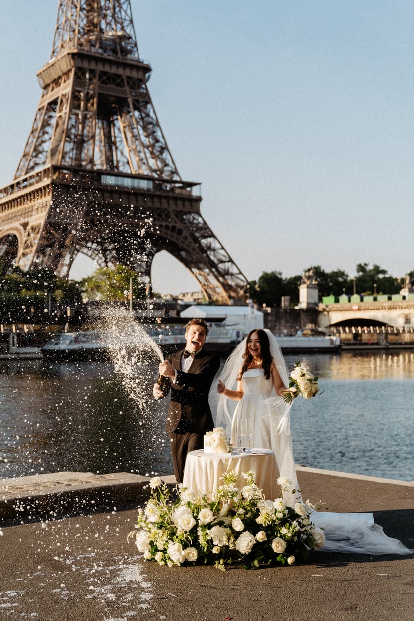 Best Elepement Ceremony Locations Seine River - Eiffel Tower view