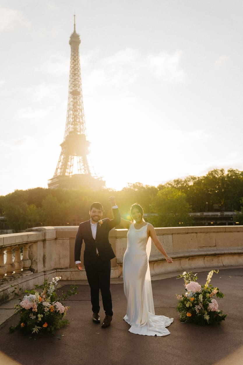 Best Elepement Ceremony Locations Bir Hakeim - eiffel tower view
