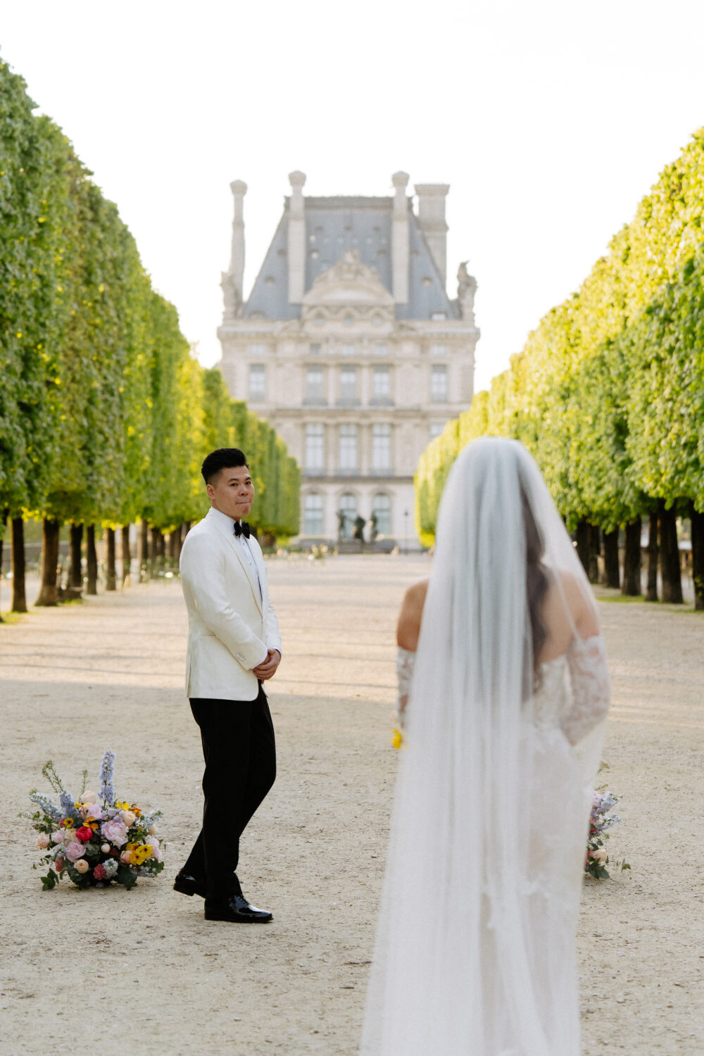 bride groom doing a first look in modern paris elopement