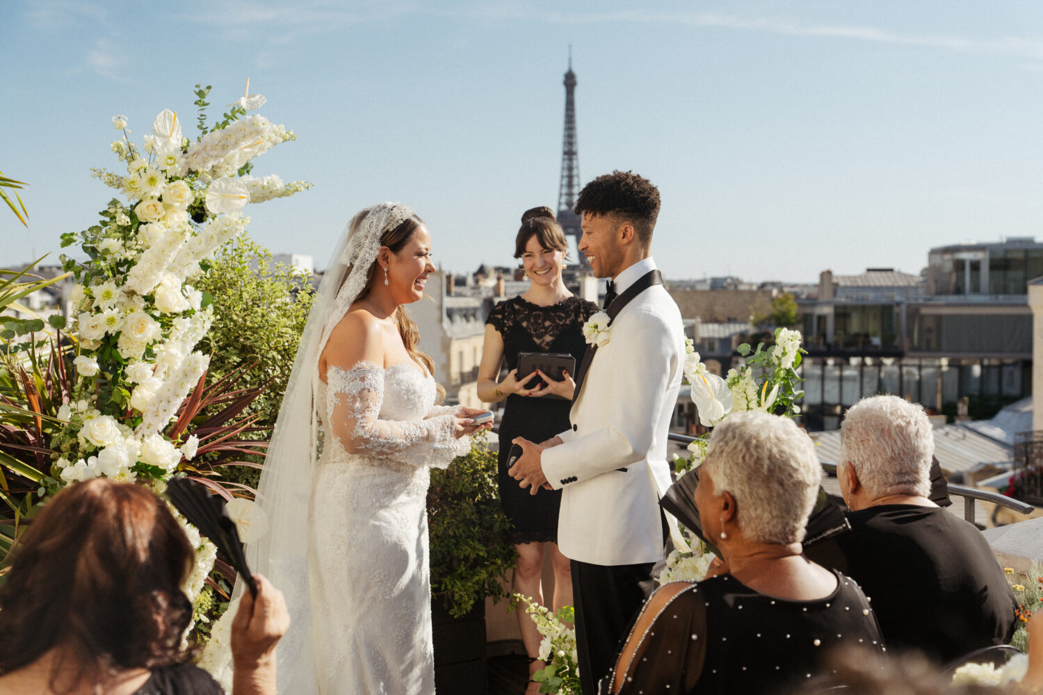 wedding ceremony at terrace with eiffel tower paris marignan hotel