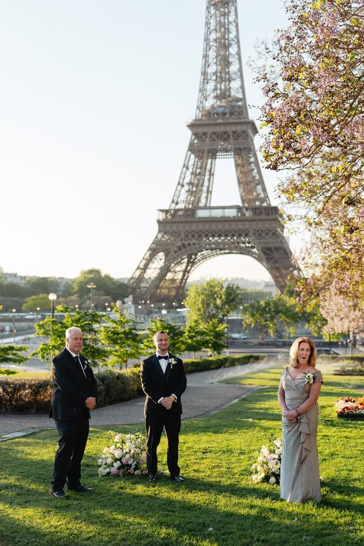 Tyler and their family wait in the Trocadéro gardens before Victoria walks down the aisle